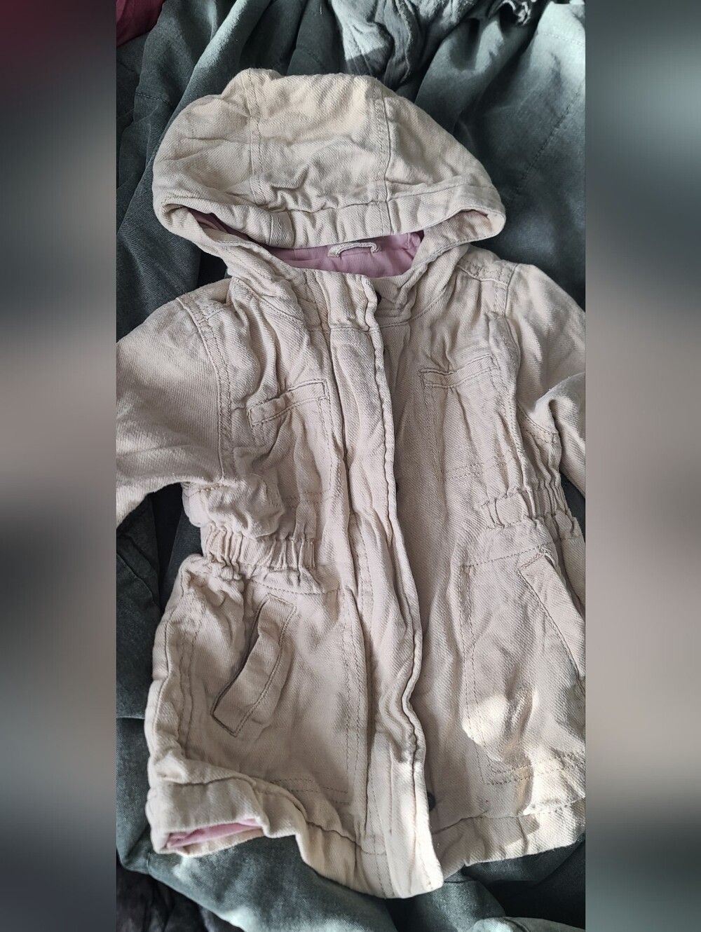Old Navy- 2t- Girls-Cream Hooded Girls Jacket with Pink Lining